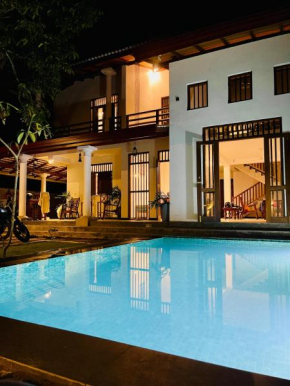 Villa Red Rose - Unawatuna